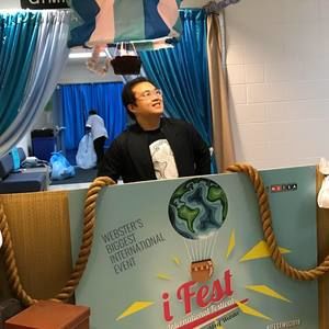 Meet your Posher, Philip